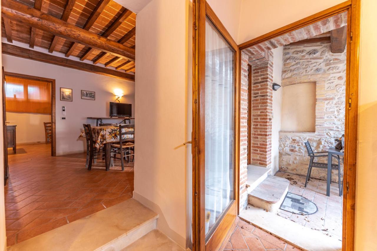 Case Vacanze Ranza, Casale Con Piscina E Relax San Gimignano Exterior photo
